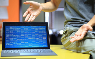 内蒙古 ,php声明和调用变量的符号是什么？